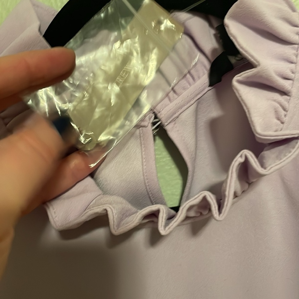 NWT J Crew Ruffle Top Size M - Picture 2 of 6